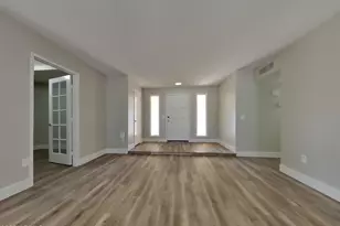 1128 W Hermosa Dr, Tempe, AZ 85282 - Photo 2