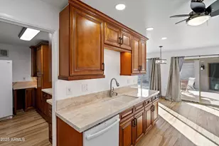 13685 N 108th Dr, Sun City, AZ 85351 - Photo 8