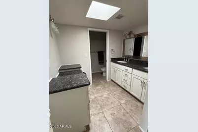 1246 E Palacio Lane, Phoenix, AZ 85014 - Photo 10