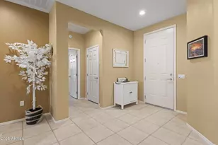 20332 N Croft Ct, Surprise, AZ 85387 - Photo 4