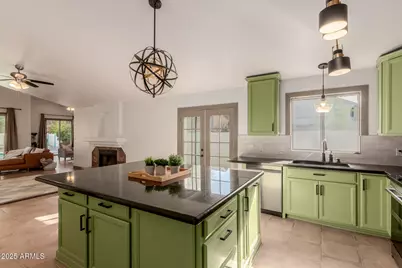 18435 N 31st Street, Phoenix, AZ 85032 - Photo 10