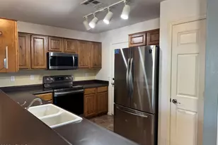 22153 W Desert Bloom St, Buckeye, AZ 85326 - Photo 4