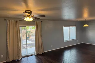 22153 W Desert Bloom St, Buckeye, AZ 85326 - Photo 10