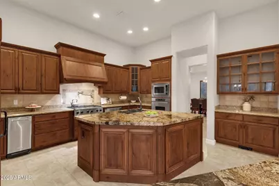 11696 N Sunset Vista Drive, Fountain Hills, AZ 85268 - Photo 18
