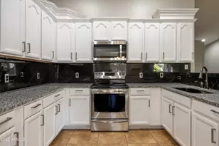 4986 E Magnus Dr, San Tan Valley, AZ 85140 - Photo 12