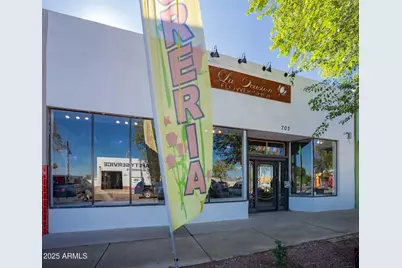 703 E Western Avenue, Avondale, AZ 85323 - Photo 4