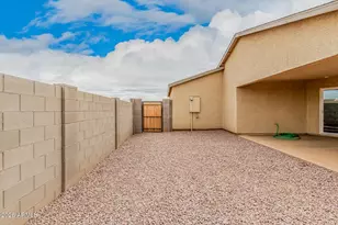 8442 W Raven Dr, Arizona City, AZ 85123 - Photo 26
