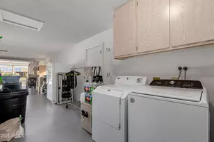 9885 W Spanish Moss Ct, Sun City, AZ 85373 - Photo 18