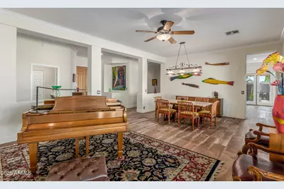 5452 W West Wind Drive, Glendale, AZ 85310 - Photo 10