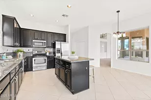 9545 E Kenwood Cir, Mesa, AZ 85207 - Photo 6