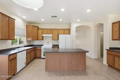 44563 W Copper Trail, Maricopa, AZ 85139 - Photo 14