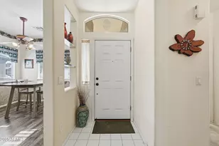 2680 E Sherri Dr, Gilbert, AZ 85296 - Photo 2