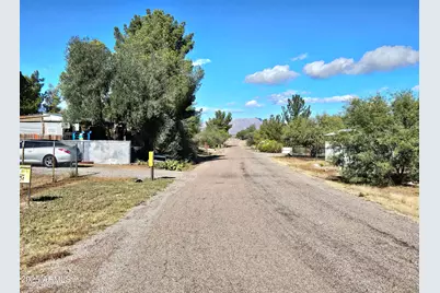 284 N Warren Road, Benson, AZ 85602 - Photo 4