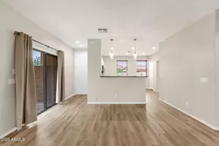 988 E Redondo Dr, Gilbert, AZ 85296 - Photo 4