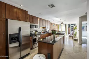 3002 N 32nd St, Phoenix, AZ 85018 - Photo 1