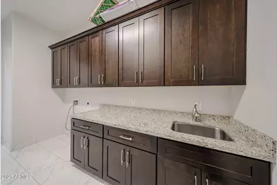 6327 E Dixileta Drive E, Cave Creek, AZ 85331 - Photo 26