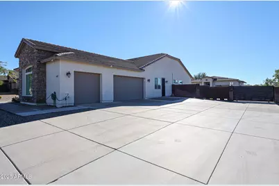 6327 E Dixileta Drive E, Cave Creek, AZ 85331 - Photo 4