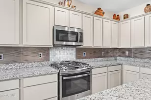 29308 N 132nd Ln, Peoria, AZ 85383 - Photo 6