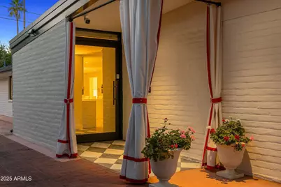 4218 E Palo Verde Drive, Phoenix, AZ 85018 - Photo 8