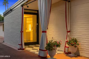 4218 E Palo Verde Dr, Phoenix, AZ 85018 - Photo 8