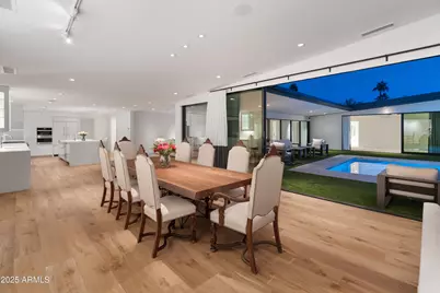 4218 E Palo Verde Drive, Phoenix, AZ 85018 - Photo 10