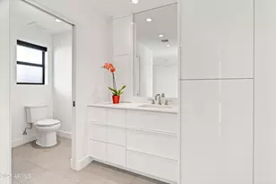 4218 E Palo Verde Dr, Phoenix, AZ 85018 - Photo 36