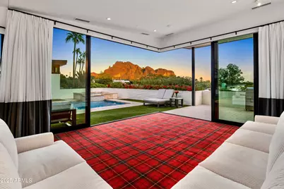 4218 E Palo Verde Drive, Phoenix, AZ 85018 - Photo 2