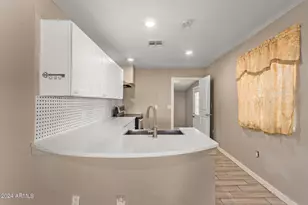 3212 W Jackson St, Phoenix, AZ 85009 - Photo 12