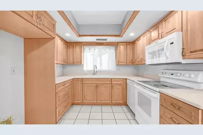 6608 W Phelps Road, Glendale, AZ 85306 - Photo 8