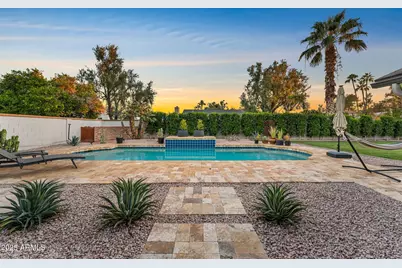 8113 E Morgan Trail, Scottsdale, AZ 85258 - Photo 20