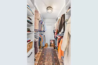 8113 E Morgan Trail, Scottsdale, AZ 85258 - Photo 16