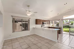 747 W Douglas Ave, Gilbert, AZ 85233 - Photo 32