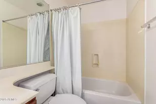 747 W Douglas Ave, Gilbert, AZ 85233 - Photo 20