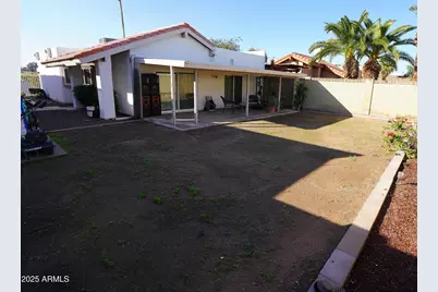 9235 N 51st Lane, Glendale, AZ 85302 - Photo 22
