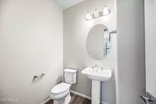 2090 S Dorsey Ln, Tempe, AZ 85282 - Photo 18