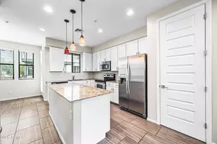 2090 S Dorsey Ln, Tempe, AZ 85282 - Photo 10