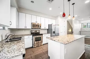 2090 S Dorsey Ln, Tempe, AZ 85282 - Photo 14