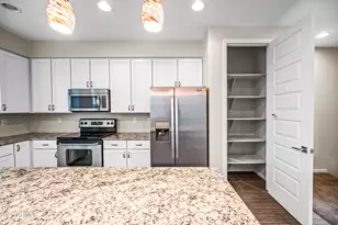 2090 S Dorsey Ln, Tempe, AZ 85282 - Photo 16