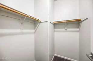 2090 S Dorsey Ln, Tempe, AZ 85282 - Photo 8