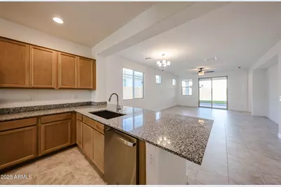 8734 W Pasadena Avenue, Glendale, AZ 85305 - Photo 4