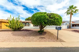 26435 S Hogan Dr, Sun Lakes, AZ 85248 - Photo 28