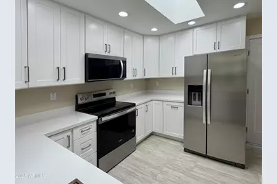 2535 E Bluefield Avenue, Phoenix, AZ 85032 - Photo 8