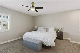 2837 E North Ln, Phoenix, AZ 85028 - Photo 14