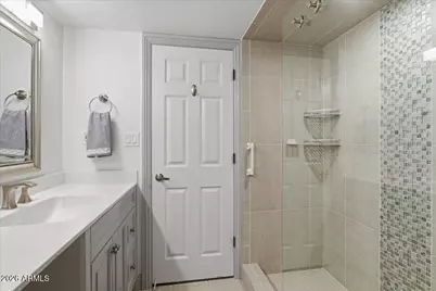 2837 E North Lane, Phoenix, AZ 85028 - Photo 16
