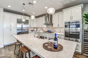 2353 W Gloria Ln, Phoenix, AZ 85085 - Photo 10