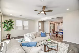 2353 W Gloria Ln, Phoenix, AZ 85085 - Photo 16