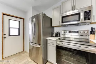 17200 W Bell Rd, Surprise, AZ 85374 - Photo 14