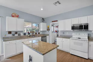 26415 N 41st St, Phoenix, AZ 85050 - Photo 14