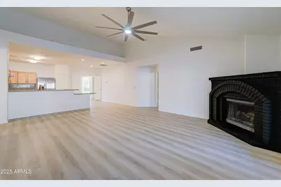 4208 W Avenida Del Sol --, Glendale, AZ 85310 - Photo 2