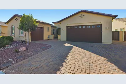 5142 S McMinn Drive, Gilbert, AZ 85298 - Photo 1